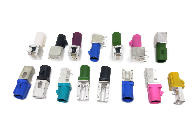 FAKRA連接器自動(dòng)組裝機(jī)的介紹、工作原理和使用注意事項(xiàng)